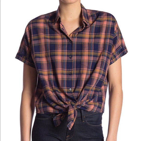 Madewell Tops - Madewell Sz M Short Sleeve Tie Front Shirt plaid